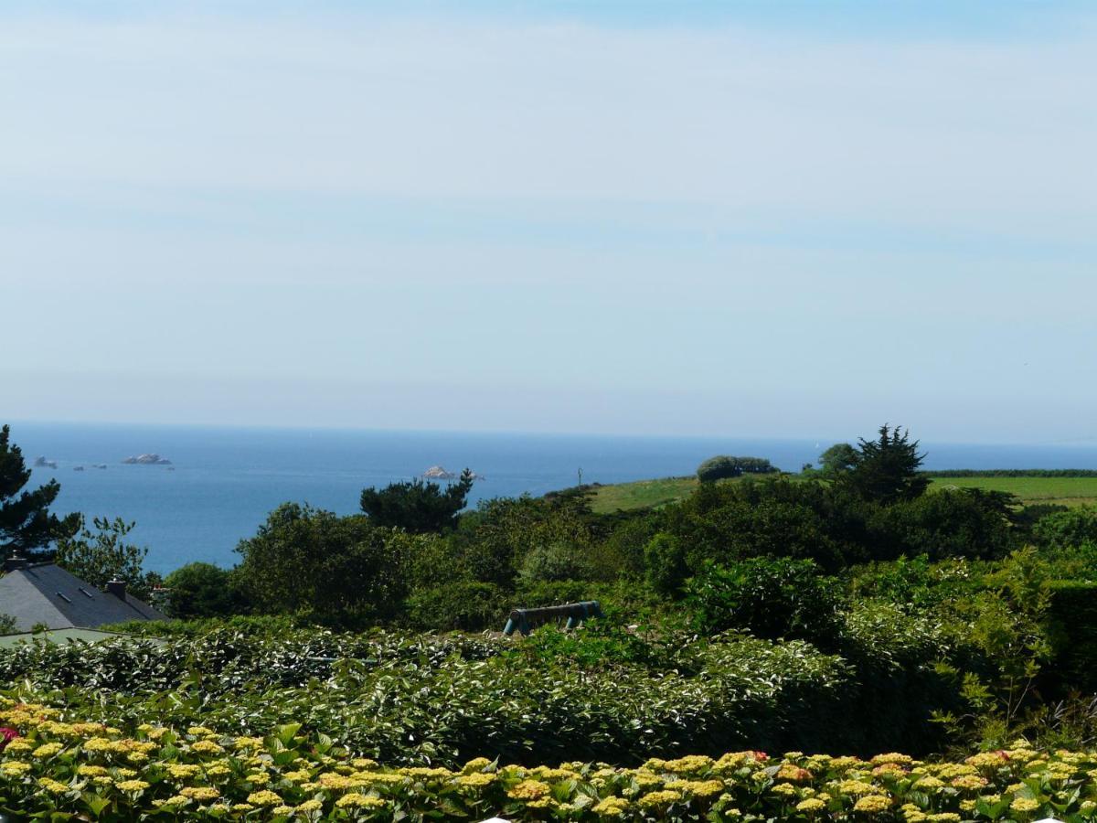 Вилла La Baie Saint-Jean-du-Doigt Экстерьер фото